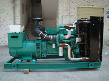 贵德1100kw康明斯柴油发电机组图片 贵德1100kw康明斯柴油发电机组图片